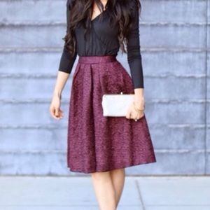 ASTR Textured Full Midi Skirt - Size M NWT